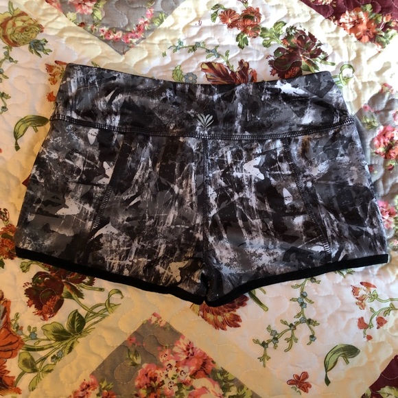 Spandex Shorts - Picture 2 of 2